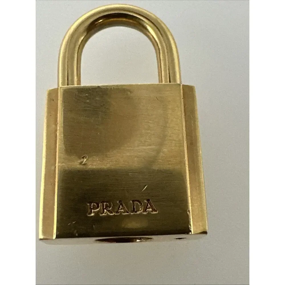 Vintage Prada Padlock For Necklace Or Charm Gold No Key - Picture 6 of 6